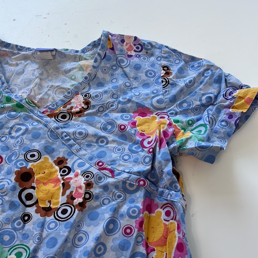 Disney Small Short Sleeve Pooh Bear Blue V Neck Scrubs Top - Picture 2 of 5